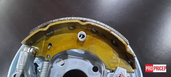 3518076719_komplekt-galmivnih-kolodok Комплект гальмівних колодок AL-KO на вісь 1000 1300, 1500 кг (великий) (1213886)