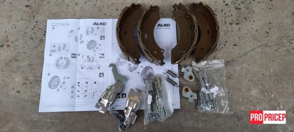 3518084563_komplekt-tormoznyh-kolodok Комплект гальмівних колодок AL-KO на вісь 1800 кг (великий)