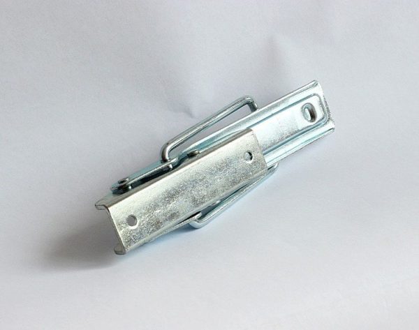 ukr_pl_BORTOVII-ZAMOK-DO-PRICHEPIV-Winterhoff-BV-10-1-18_3 Бортовий з'єднувач BV 10-1