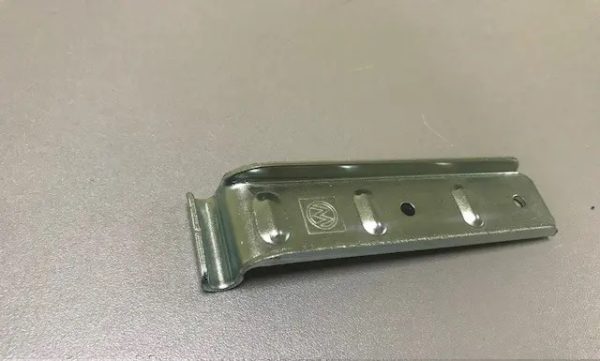 ва мвуму Відповідник бортового з'єднувача BVG 10-A