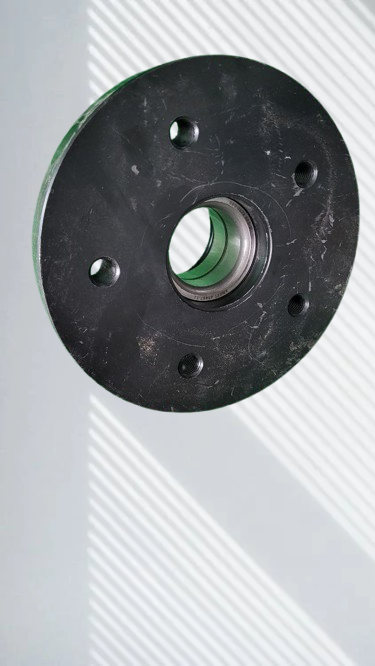 photo_2022-04-30_10-__3_-removebg-preview (1) Маточина в зборі FNK 6, 900 кг, 112x5, М12x1,5, під підшипник 39/72-37 мм