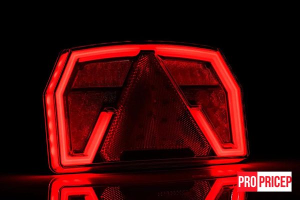 ику3ап Ліхтар задній світлодіодний FRISTOM FT-371 TD LED O з освітленням номерного знаку