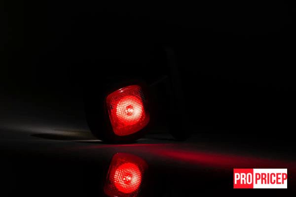 ркеркекрекрекре Ліхтар контурний-габаритний світлодіодний FRISTOM FT-141 A LED правий