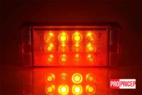 укиуи Ліхтар задній універсальний світлодіодний WAS 821 W111