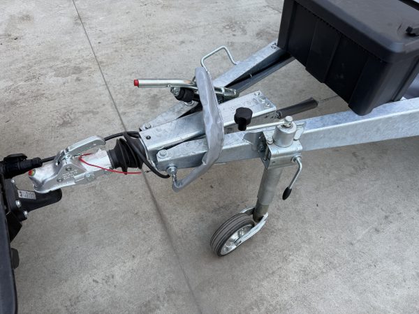 1739566233744024 Причіп лафет AL-KO 3600 кг