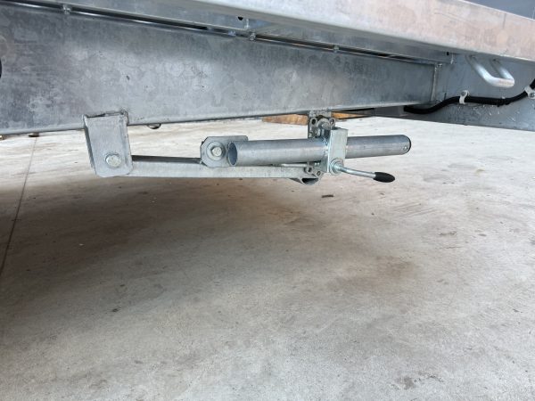 1739566234562669 Причіп лафет AL-KO 3600 кг