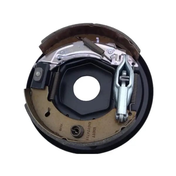 вуму Щиток колісної маточини у збор 49 мм, правий