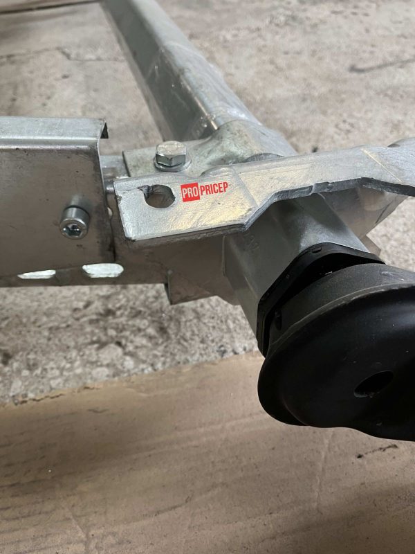 ывммукм V подібне шассі 251S