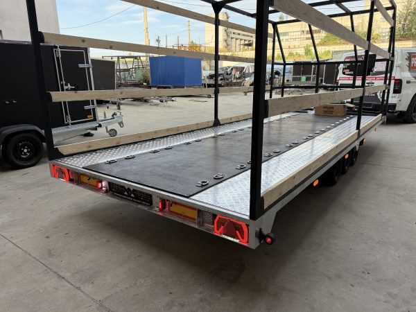 1758098085102476 Причіп платформа 4500кг