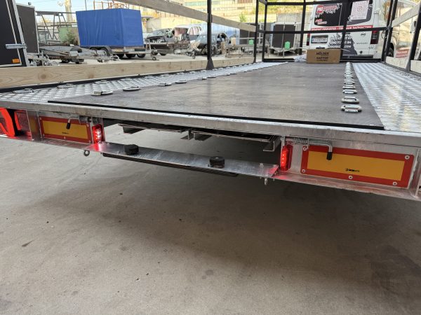 1758098086695703 Причіп платформа 4500кг