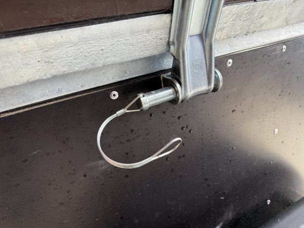 1759656127250824 Причіп - мисливець🔥