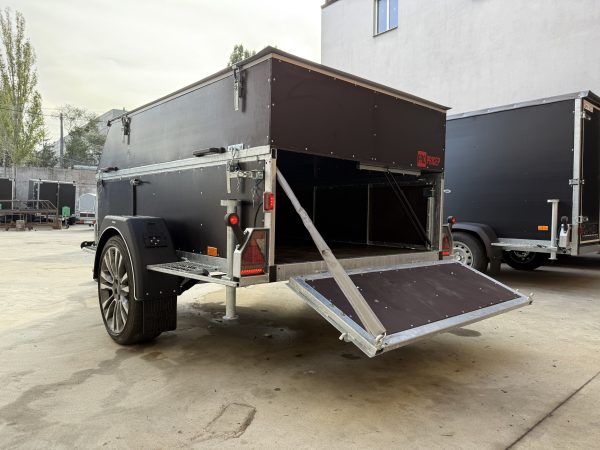 1759656685502469 Причіп - мисливець🔥