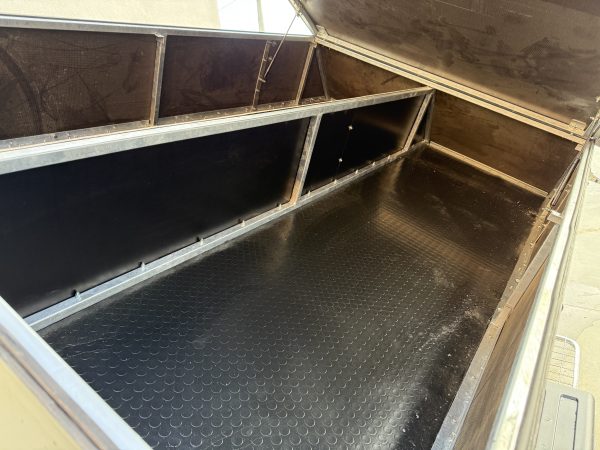 1759657132346818 Причіп - мисливець🔥