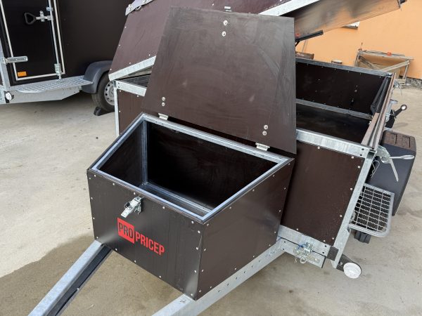 1759657133246382 Причіп - мисливець🔥