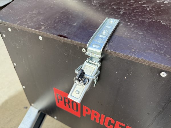 175965713363428 Причіп - мисливець🔥