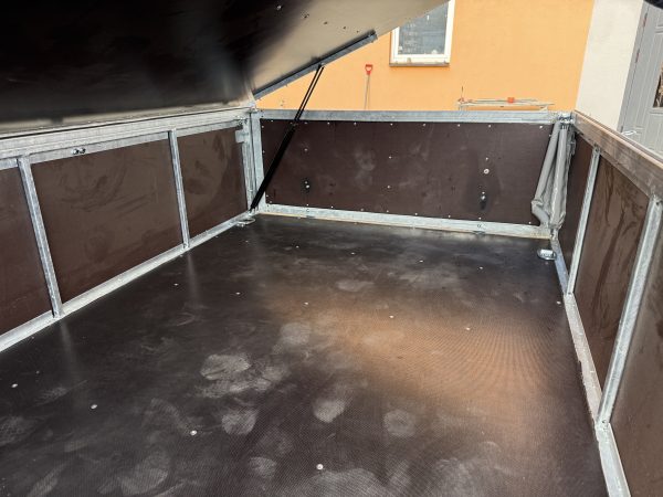 1759657134853518 Причіп - мисливець🔥