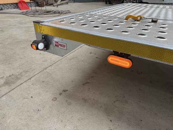 IMG_7621 Причіп платформа 3500кг