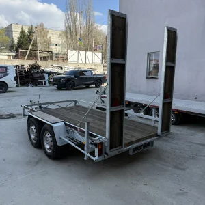 Причіп платформа «бобкет»3500кг