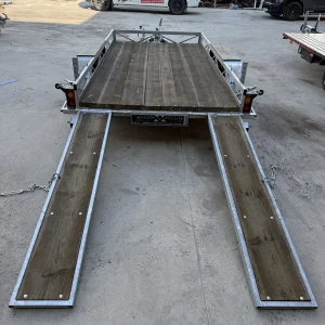 Причіп платформа «бобкет»3500кг